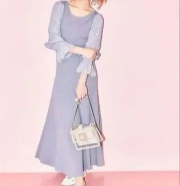 머큐리 듀오 니트 원피스 이소재 도킹 허리 리본