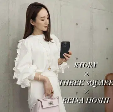 THREE SQUARE 프릴 슬리브 블라우스 레이나 호시 x STORY