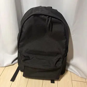 무인양품 완판템 어깨 부담을 줄이는 발수 백팩 블랙 새상품급