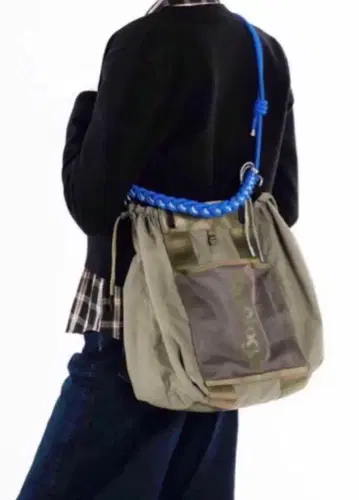 스트랩 2종 포함 TOPOLOGIE SUMMIT TOTE MEDIUM