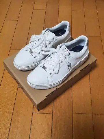 르꼬끄 스포르티브 스니커즈