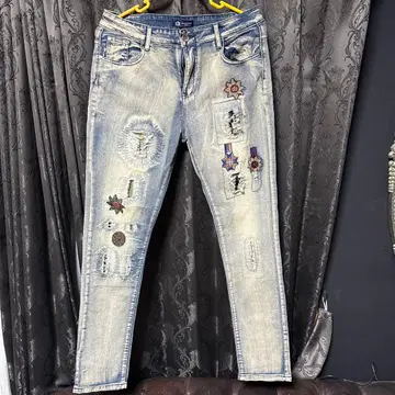 ROBERT CAVANI 자수 디자인 데님