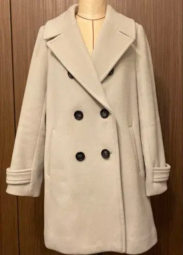 새상품급 엠프리미어 피 코트 38