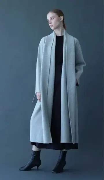 Aga + 더블 비버 롱 코트