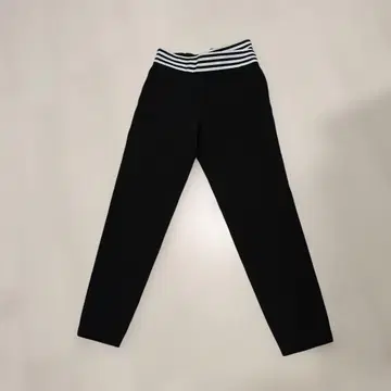 BORDERS & BALCONY 블랙 슬랙스 사이즈 34