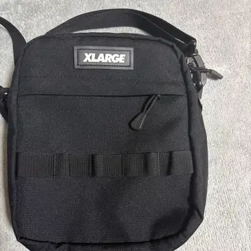 XLARGE 블랙 숄더백
