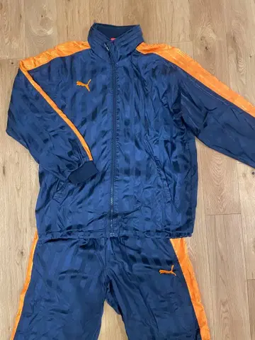 Puma 저리 상하의 세트 네이비/오렌지