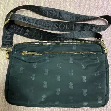 PICONE 피코네 숄더 백 로고 블랙