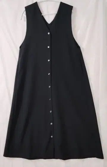 DOORS [ 새상품급 ] V넥 오버롤 스커트 블랙 One