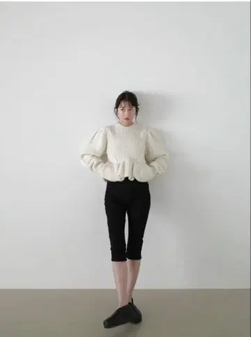 DENIM CAPRI PANTS 클라네 CLANE