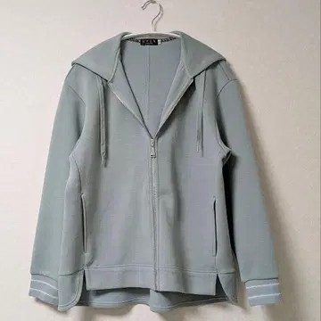 [ 새상품급 ] EVEX 후드티 그린 후디 종이상자 니트 에베