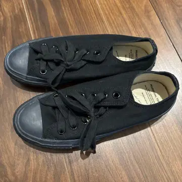 MARECHAL TERRE 블랙 스니커즈