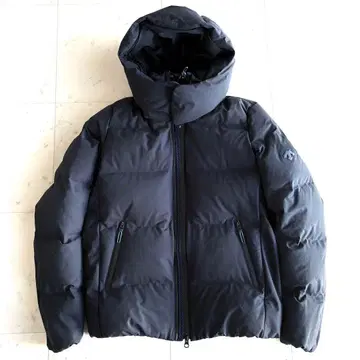 데상트 얼터레인 앵커 미즈사와 다운 다크 네이비 M 사이즈