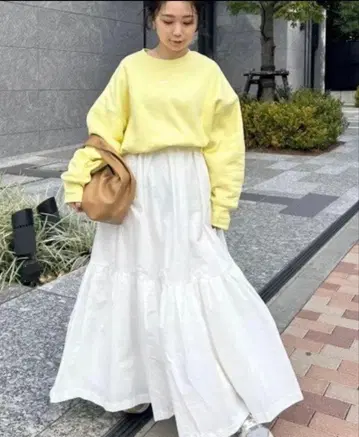 emmi atelier 볼륨 캉캉 스커트