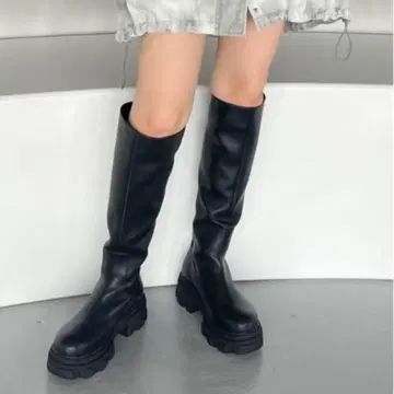 지나시스 JEANASIS 러그 밑창 백 지퍼 롱 부츠 L 사이즈