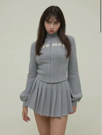 andmary Lace logo set up gray