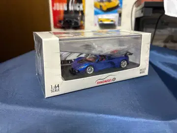 RHINO MODEL VENOM f5 1/64