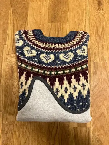 바이올렛 룸 리메이크 맨투맨