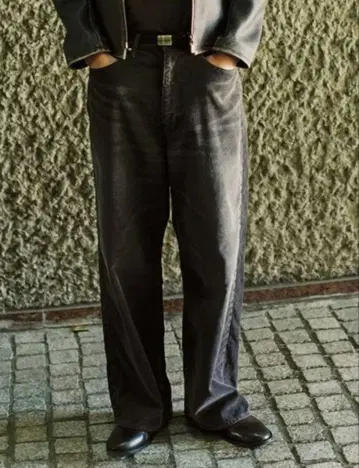 SUNBURN AGED CORDUROY PANTS