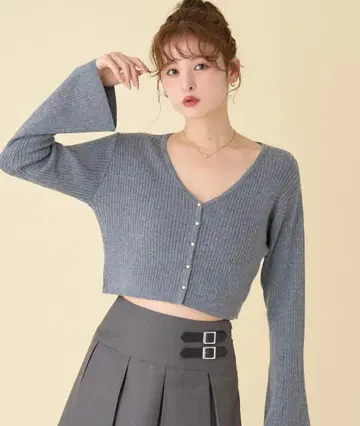 [택 포함 새상품] 벨 소매 리브 가디건