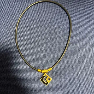 코란토테 목걸이