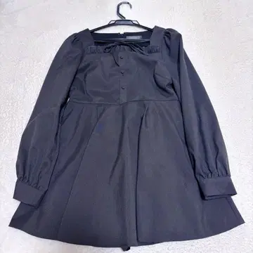 evelyn 프론트 리본 올인원 BK