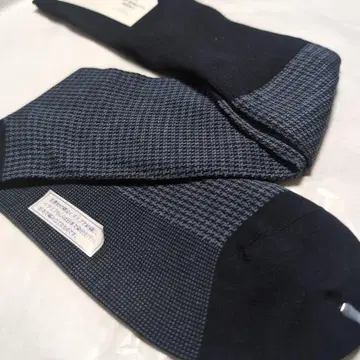 일레갈로 IL REGALO 남성용 롱 호스 삭스 하운드 투스 패턴