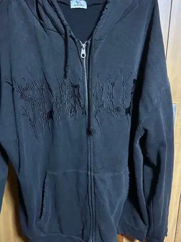 볼칸 & 아프로디테 고양이 귀 피그먼트 ZIP 후드티 블랙 볼칸