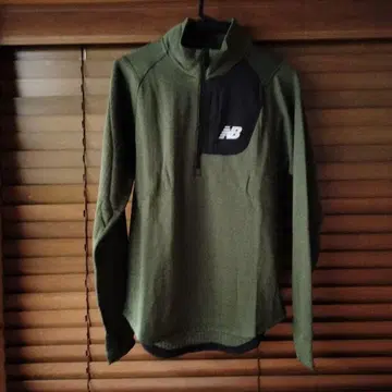 뉴발란스 골프 NB 히트 그리드 하프 지퍼 탑 M 사이즈