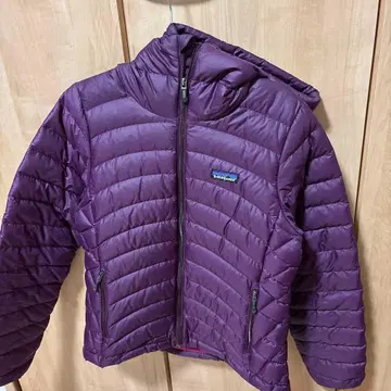 Patagonia 후드 부착 다운 자켓 퍼플