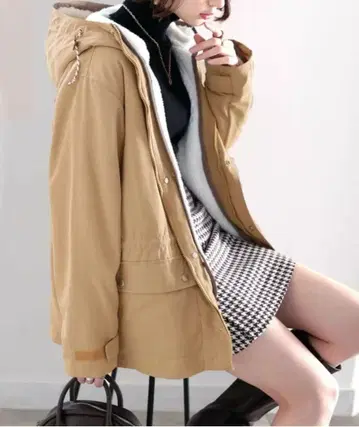 CLASSICAL ELF 플리스 안감 마운틴 파카 베이지