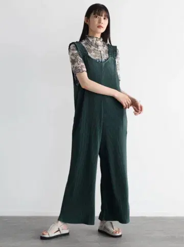 RADIATE 라디에이트 다크 그린 올인원