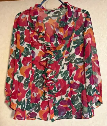 나라 까미체 꽃무늬 프릴 블라우스