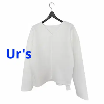 새상품 유어즈 종이상자 V넥 오버 사이즈 상의 화이트 M