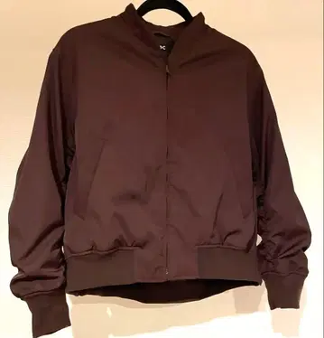 다크 브라운 점퍼/블루종