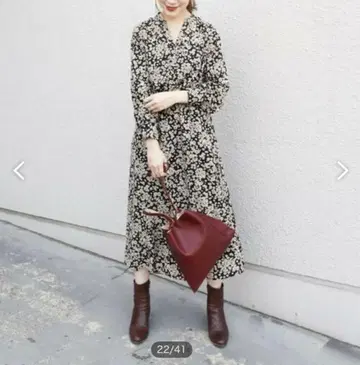 SHIPS 플라워 프린트 롱 슬리브 V넥 원피스