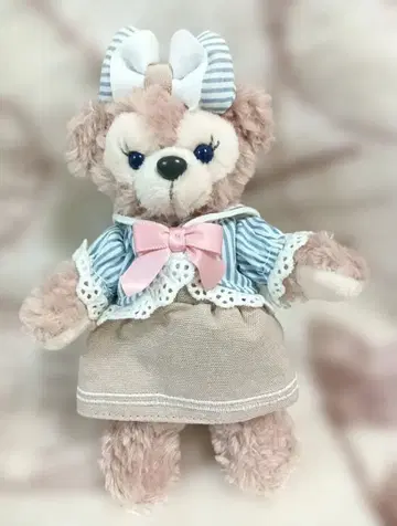 셰리 메이 더피 일행의 숨바꼭질 2019 인형 배지