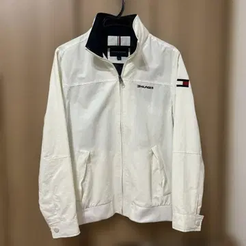 가격 인하! TOMMY HILFIGER 화이트 자켓 M 사이즈