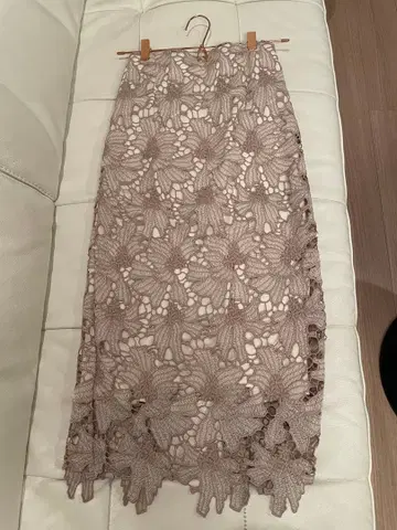 tocco 레이스 슬릿 롱 스커트 핑크 베이지