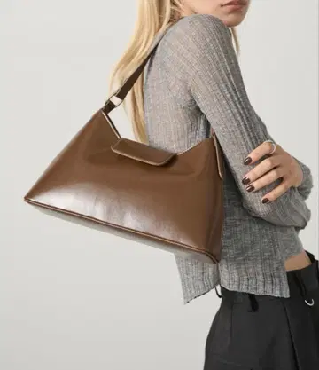 인조 가죽 핸드백