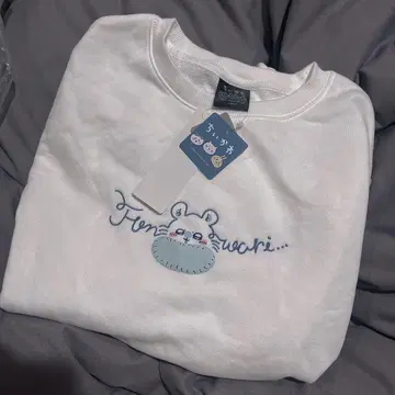 택 포함 GU 치이카와 (먼작귀) 맨투맨 모몽가 M 사이즈