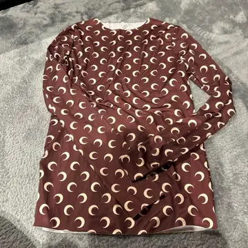 브라운 달 무늬 긴팔 T셔츠 M