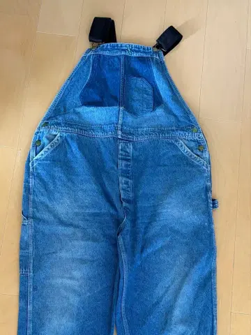 서니 사이드 업 오버롤