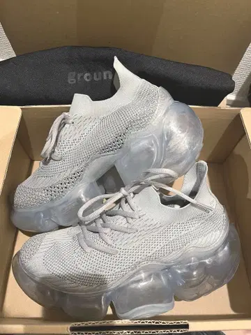 Grounds 그래운즈 스니커즈 MOOPIE