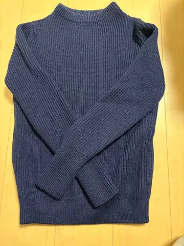 새상품급 ANDERSEN-ANDERSEN 로얄 블루 스웨터