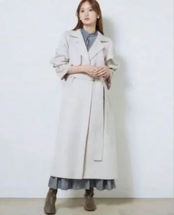 우로카시미어 스탠드 카라 코트 스나이델 아이보리