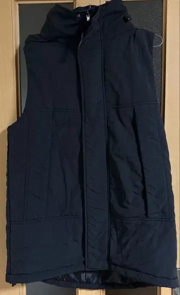 스튜디오 클립 몬스터 후드티 베스트