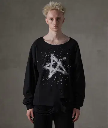 [ GRANCY ] 큐빅 디자인 그래픽 데미지 롱 T L 사이즈