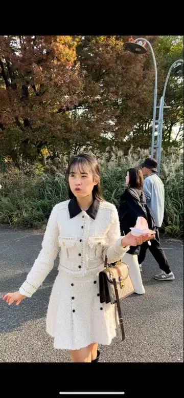 화이트 트위드 셋업