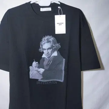 새상품 T셔츠 L 베토벤 센스 오브 플레이스 어반 리서치 반팔